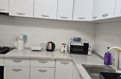 Vermietung einer komfortablen 3-Zimmer-Wohnung mit separater Küche, 70 m², Tomis 3, Constanța, Rumänien